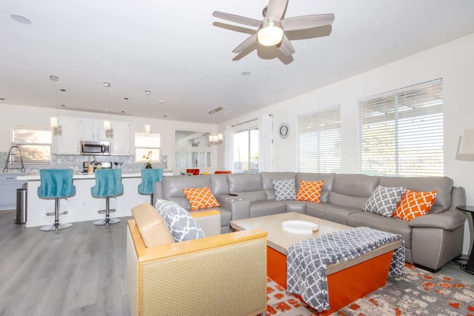 Panoramic view from living area to kitchen