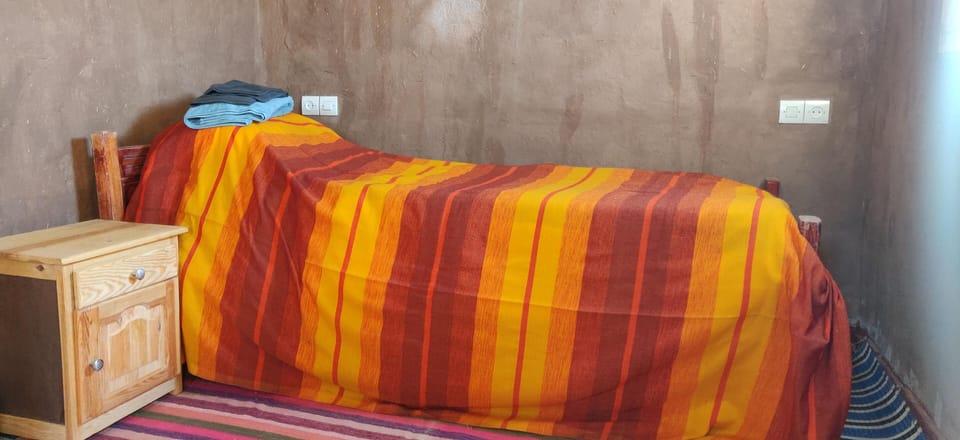 Interior Guest Bedroom - Single Bed