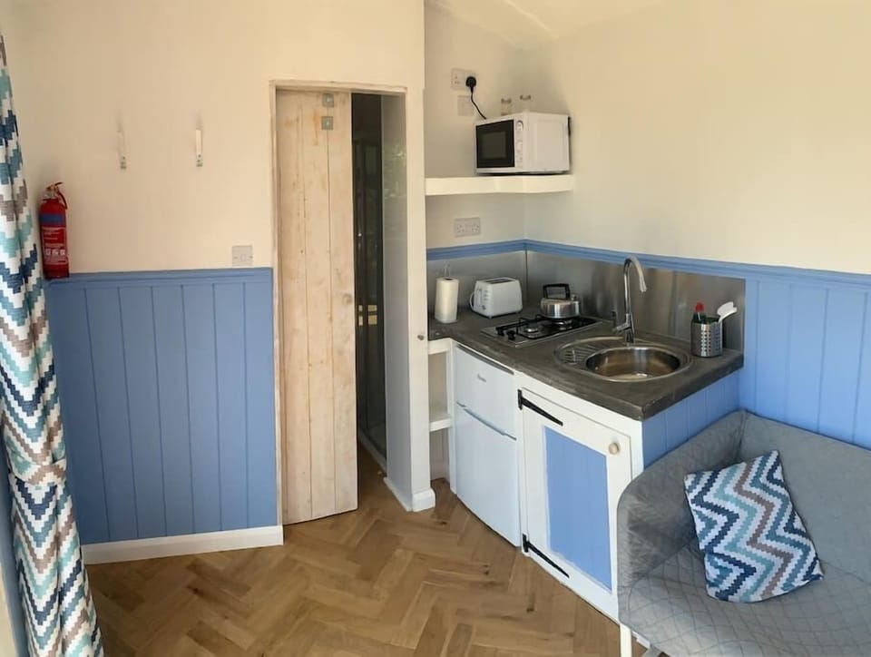 Kitchen (1)