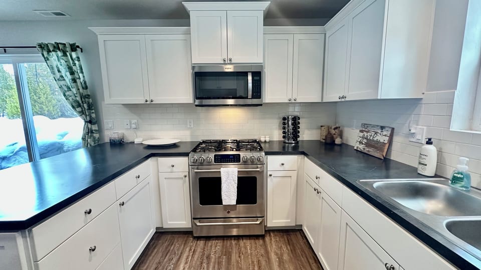 Kitchen (3)