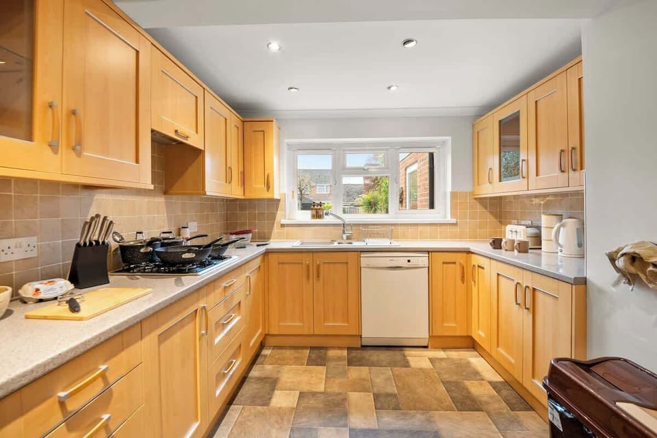 This charming kitchen comes fully equipped with everything you need to feel right at home. Whether you’re brewing your morning coffee or cooking a family meal, you’ll find the space clean, organized, and easy to use