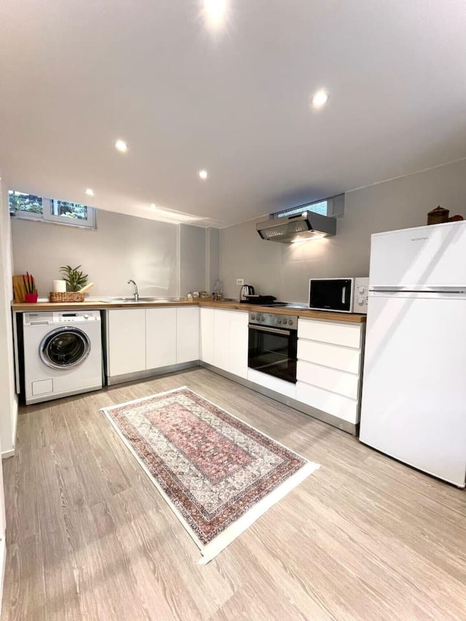 Fully-equipped kitchen