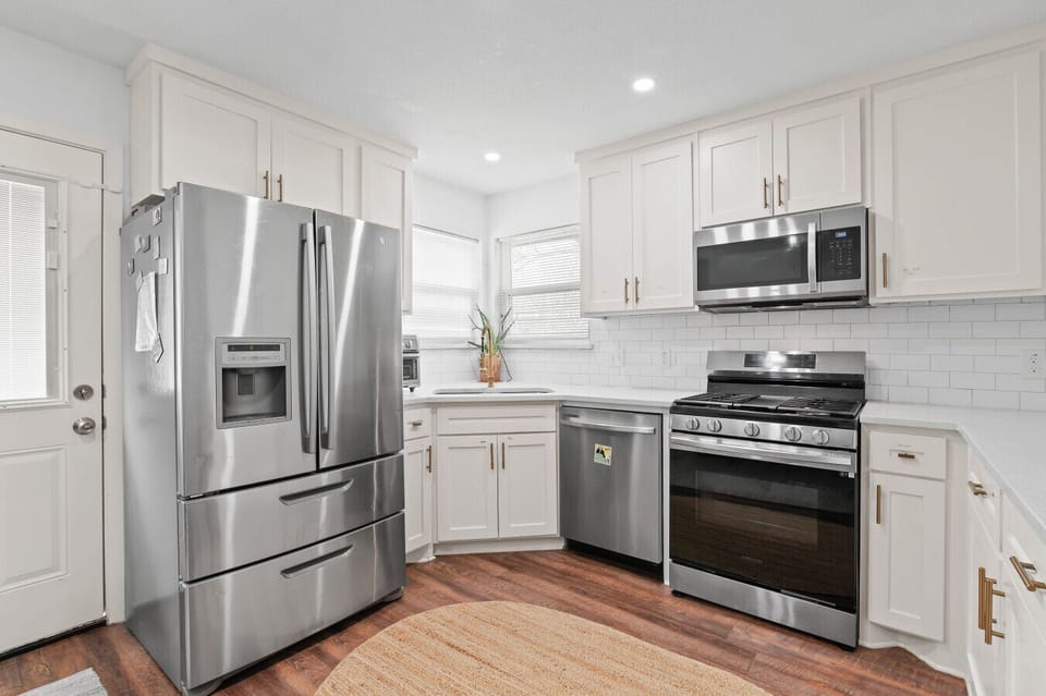 Effortless cooking with appliances designed for efficiency and style. ✨