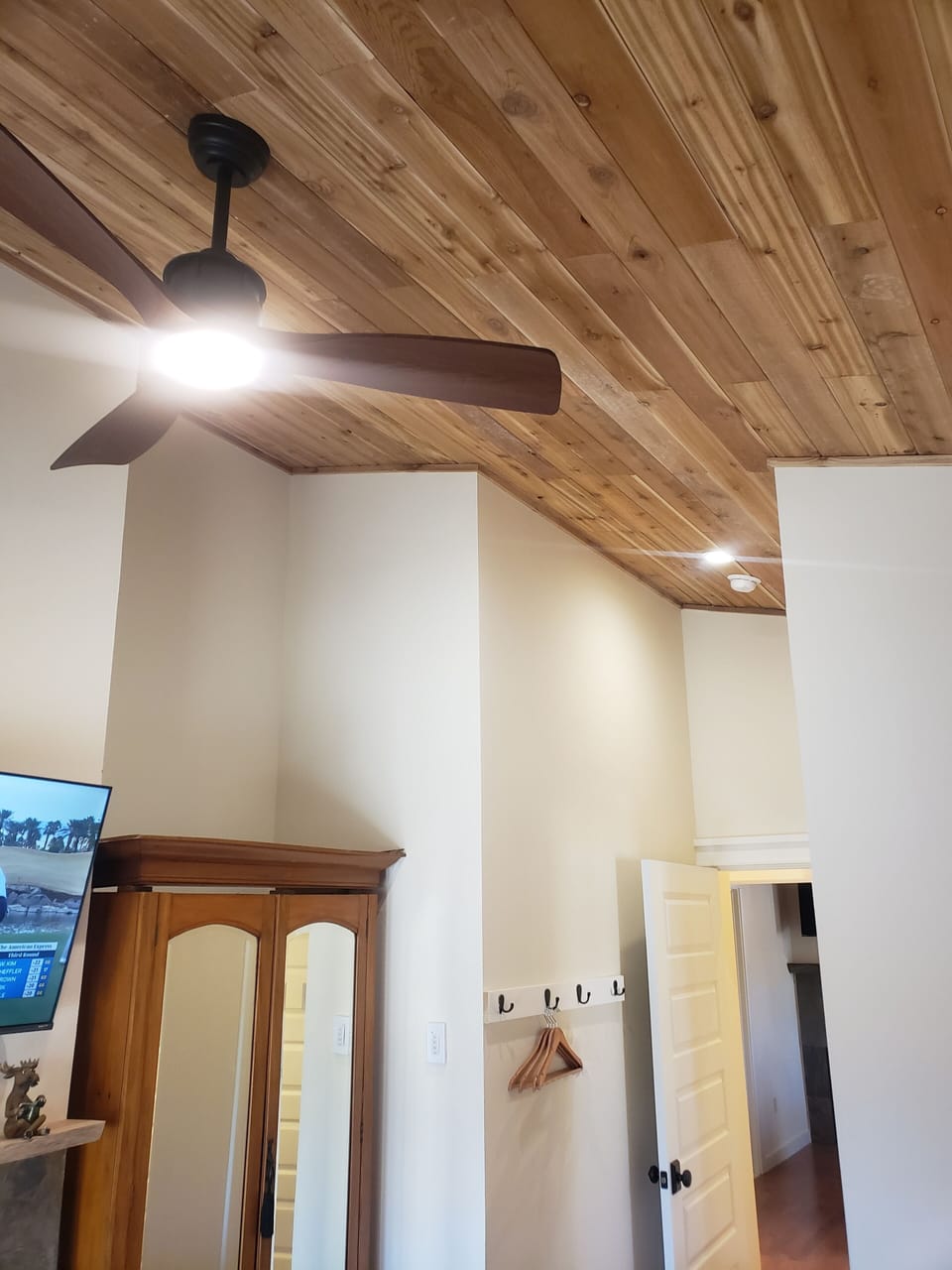 Western Red Cedar catherdrahl ceiling