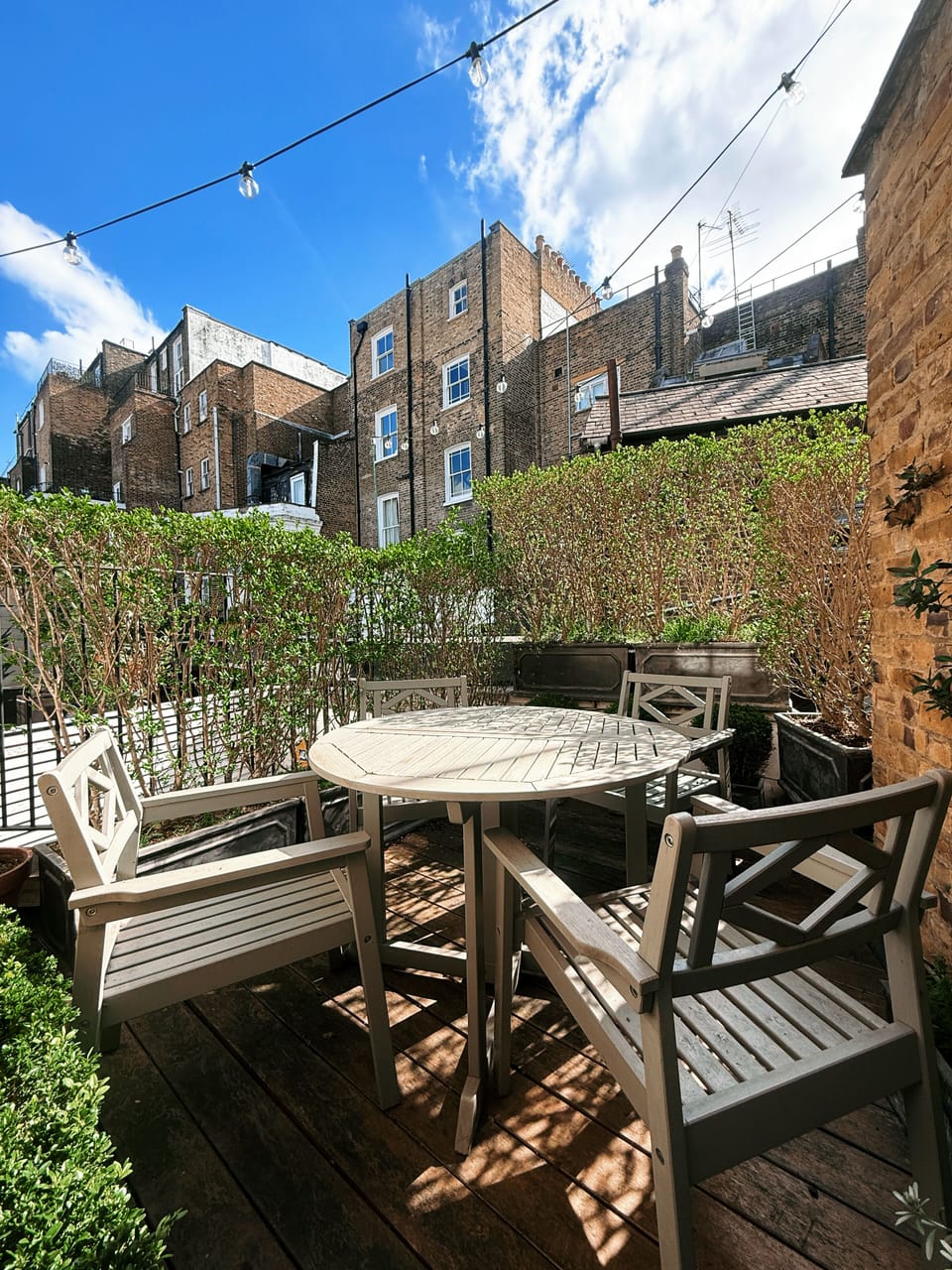 Outdoor dining