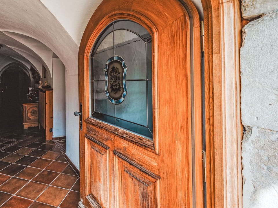 Wood, Flooring, Floor, Wood Stain, Door, Hardwood, Ceiling, Varnish, Molding, Home Door