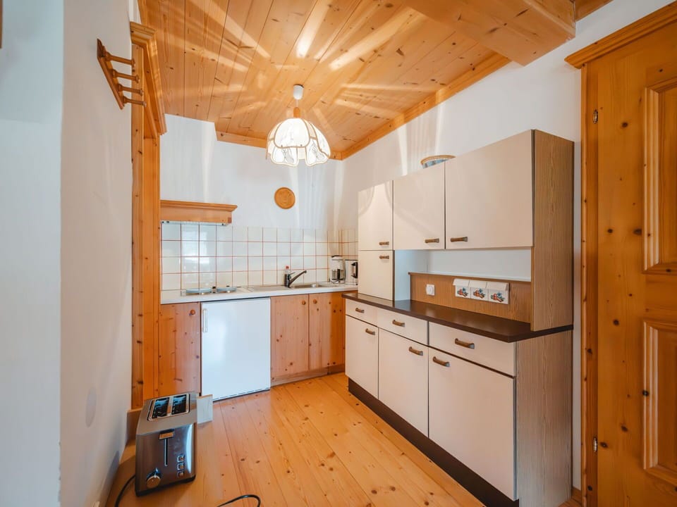 Apartment, Balcony, Lumber, Hotel, Porch, Log Cabin