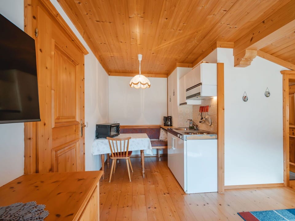 Apartment, Balcony, Lumber, Hotel, Porch, Log Cabin