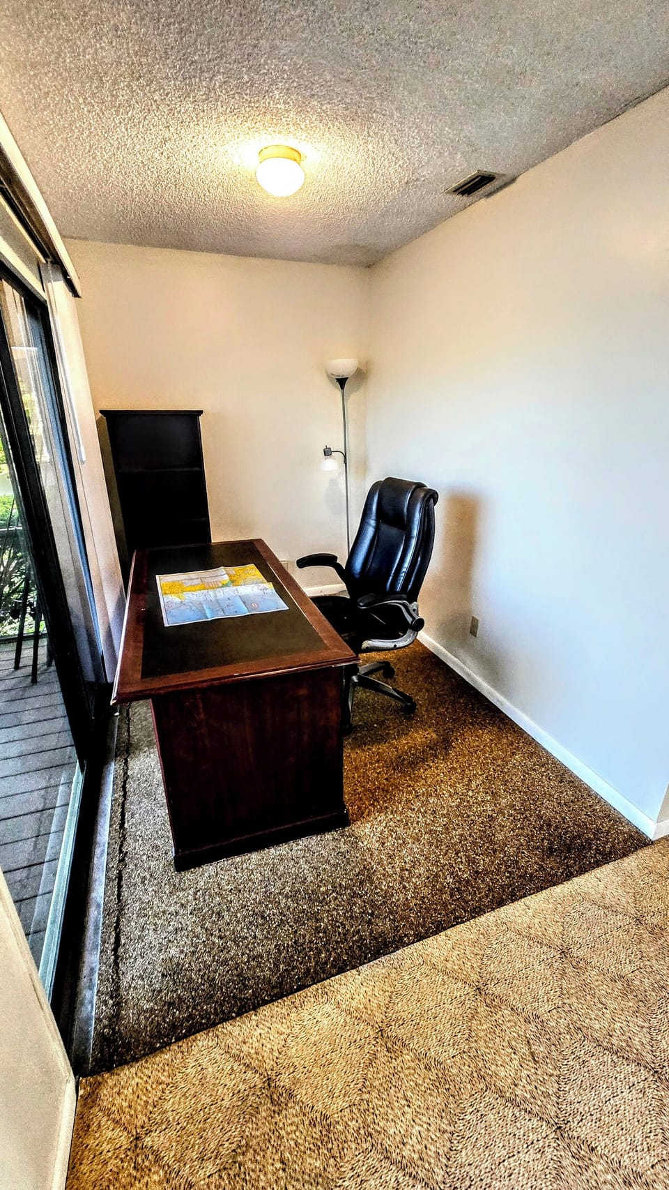 Office desk and chair 