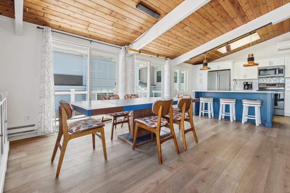 Second Floor Dinning 
