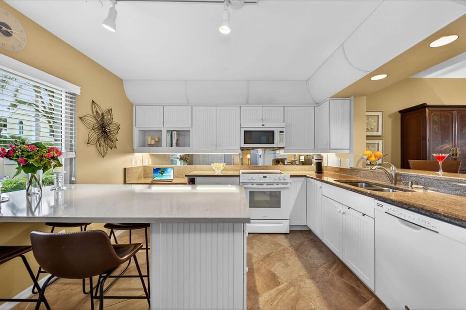 centre island kitchen seats 6