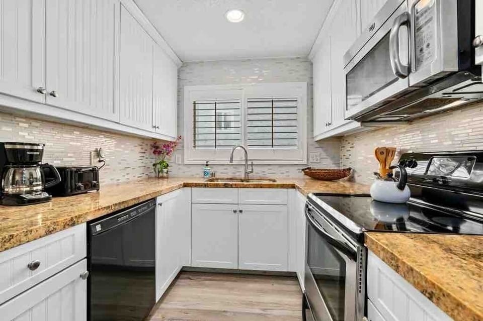 Fully stocked kitchen so you can cook and prepare all the favorite family recipes