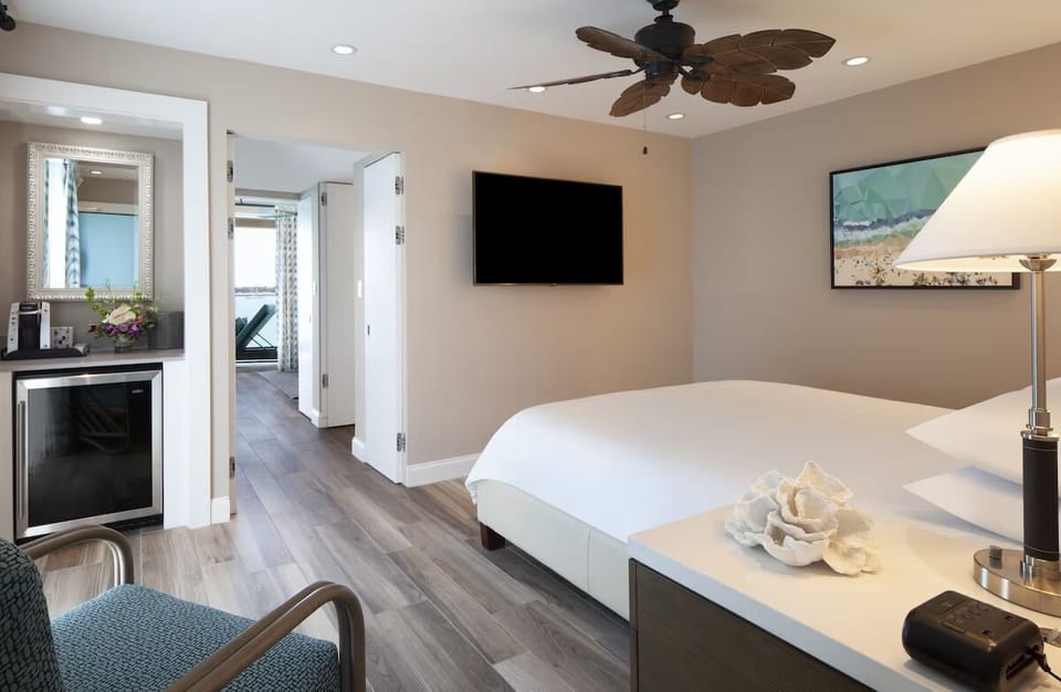 Unit with King size bed