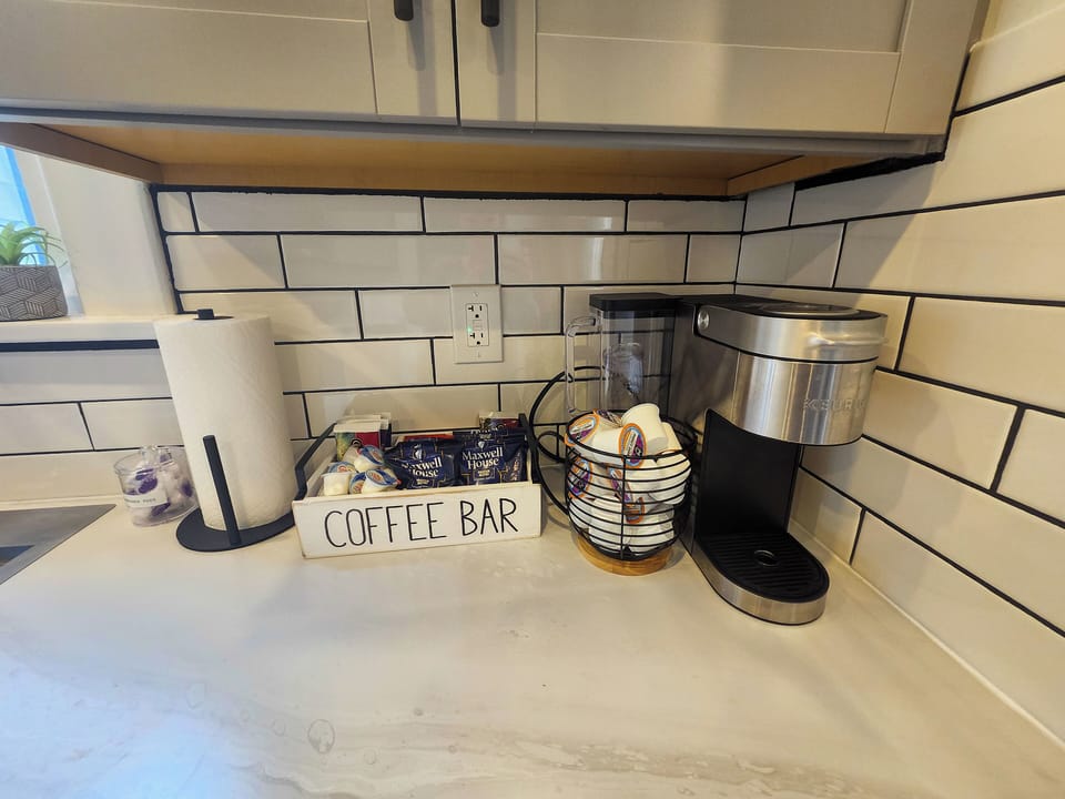 Kitchen + Complimentary Coffee & Tea