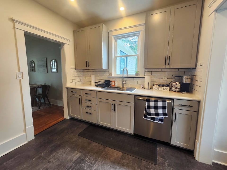 Kitchen (1)