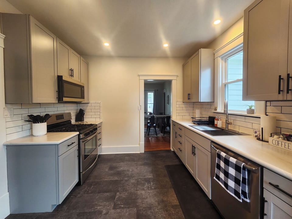 Kitchen (2)