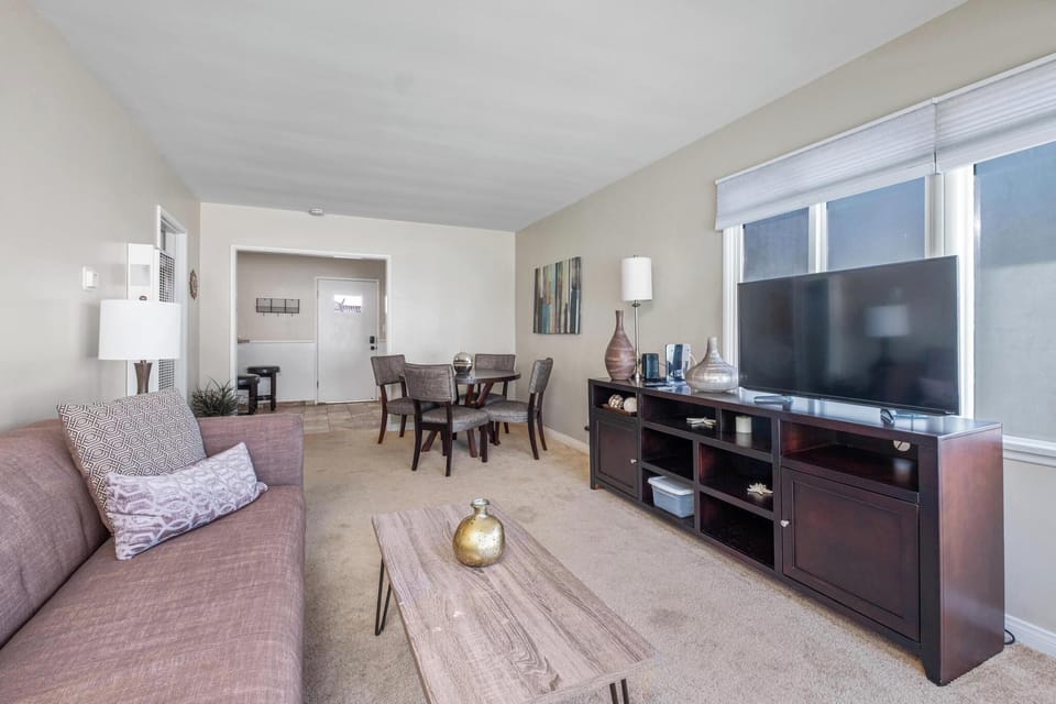 Living Room | Flat Screen TV