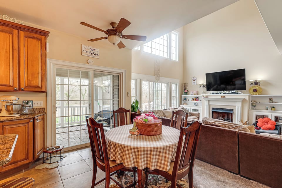 Informal Dining Area | 1st Floor