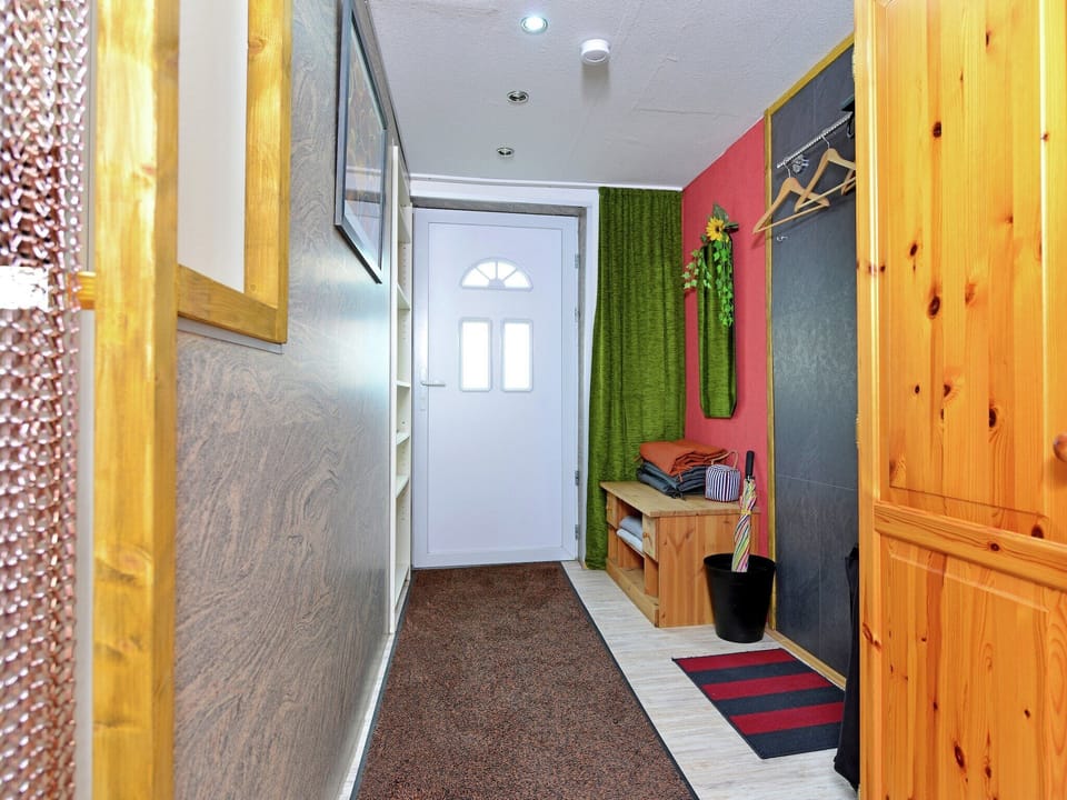 Entrance / Reception