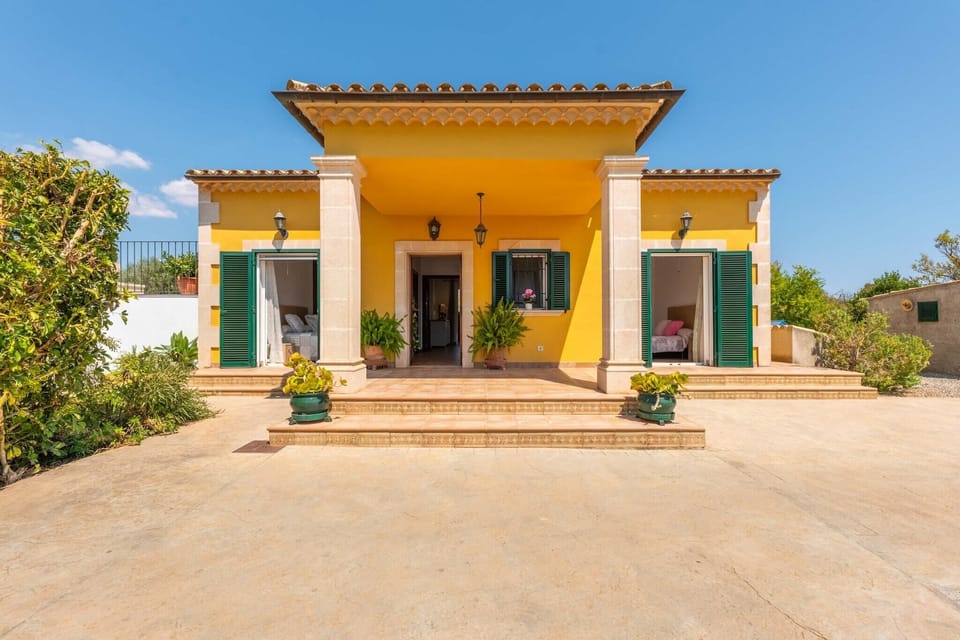 Holiday Home Exterior [summer]