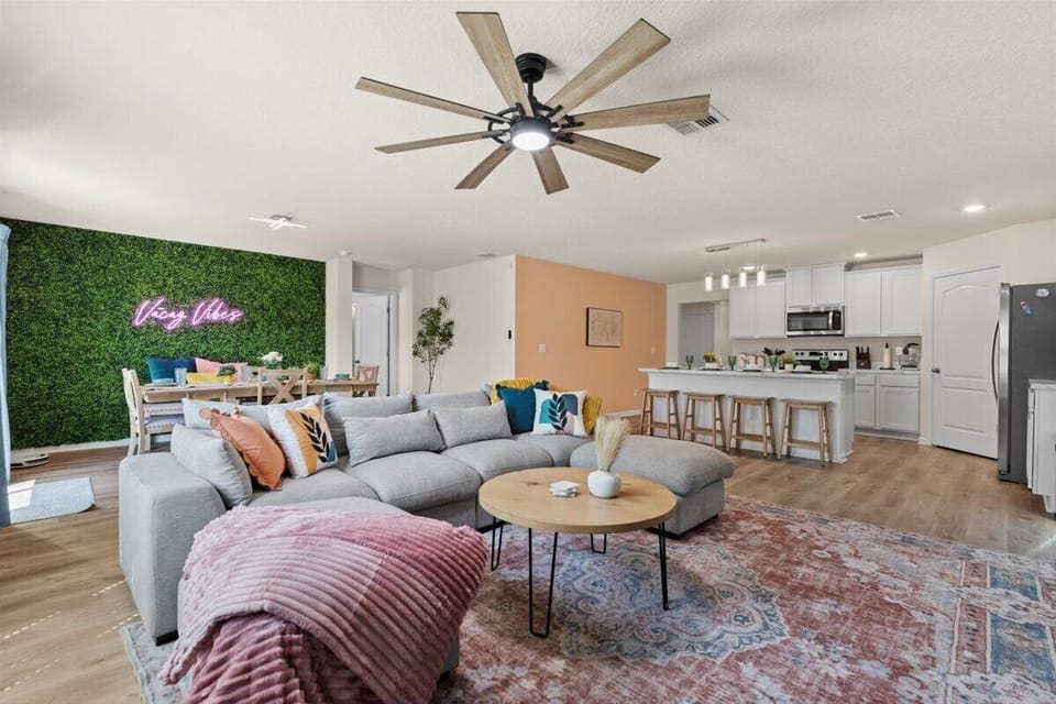 Living room: Comfortable seating, board games, and a throw blanket.
Smart TV (bring your own logins – home does not have cable).