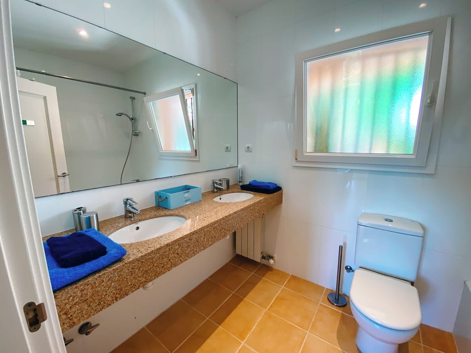 Bathroom 3