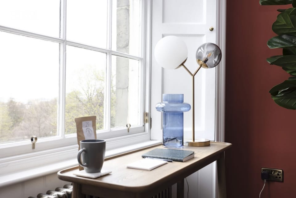 Studio with bed and kitchen