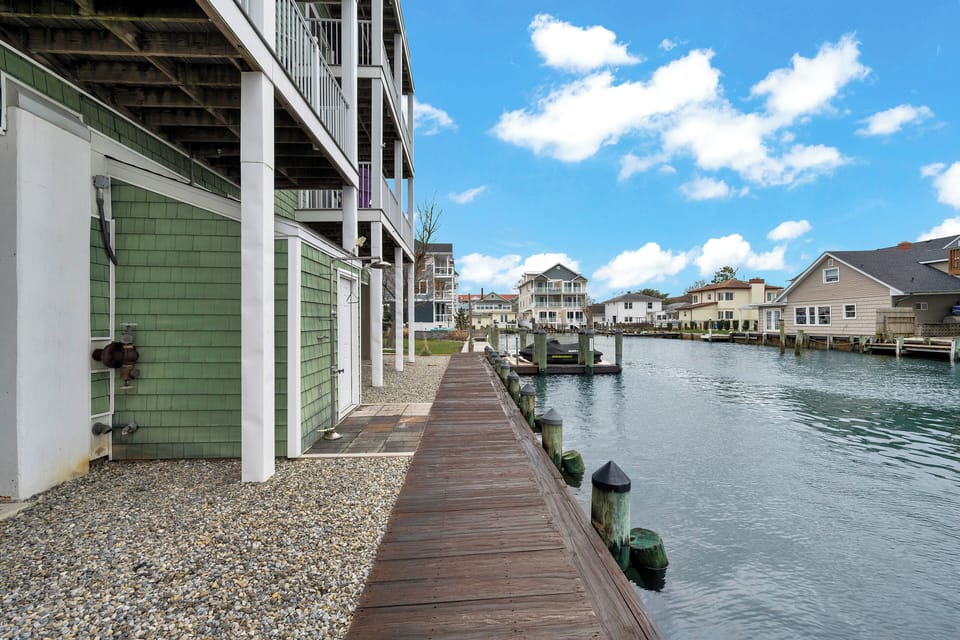Exterior Water Side