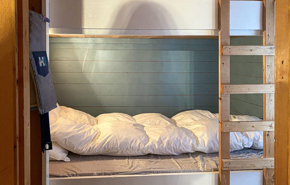 bed