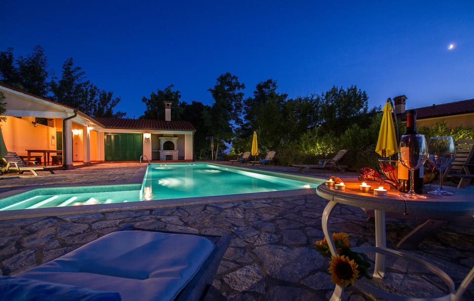 pool