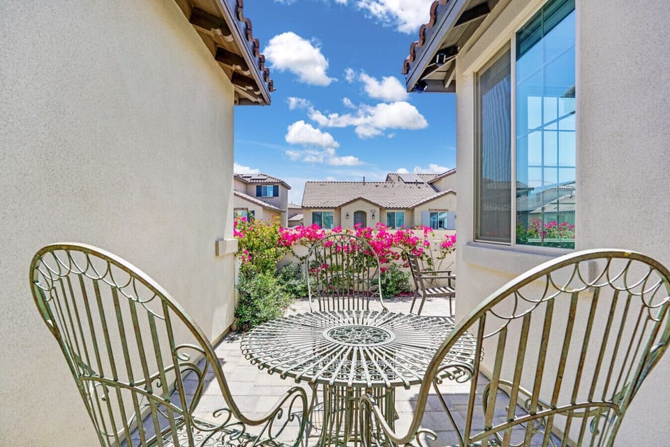 Another seat and table outdoors