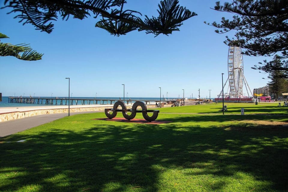 Step onto the lush lawn of Jimmy Melrose Park, just a five-minute walk from home—perfect for picnics or catching sunset views of the iconic Glenelg Jetty.