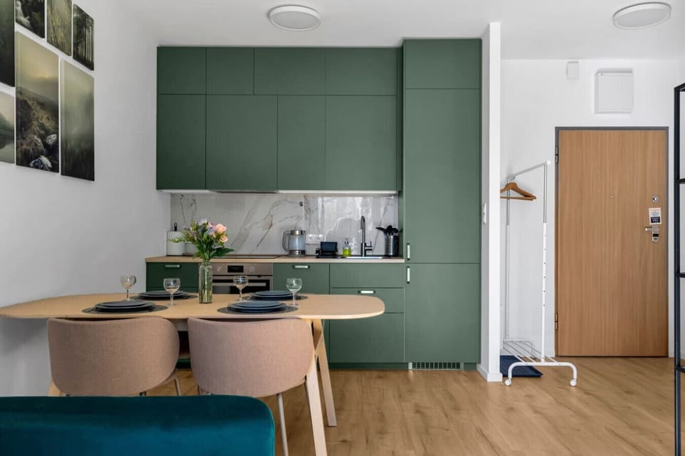 Kitchen | Book Now with RENTUJEMY.COM