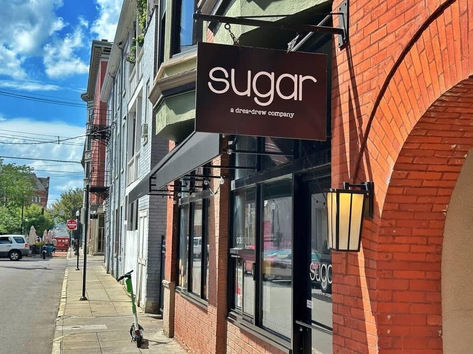 - Local cafe just steps away offering fresh treats and a welcoming vibe  
- Great neighborhood spot ideal for short term rental guests  
- Perfect place to grab coffee snacks or enjoy the local scene 