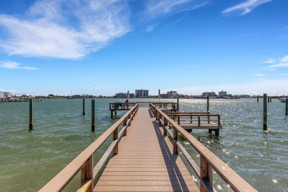 Private Fishing Dock – A prime spot for catching sunrises or casting a line.