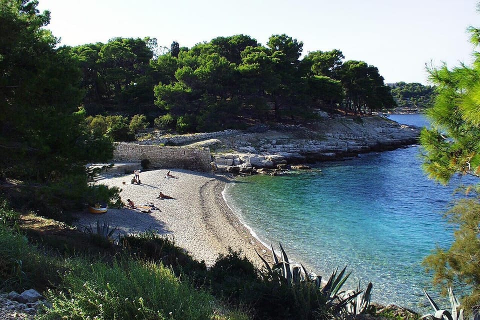 Nearby beaches