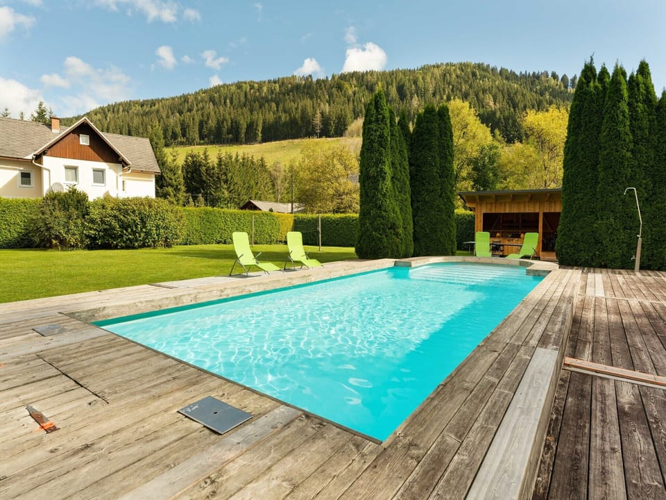 Holiday Home Swimming Pool