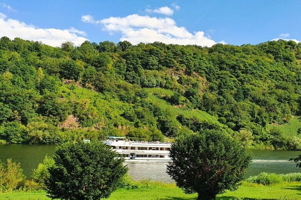 Surroundings [summer] (1-5 km)