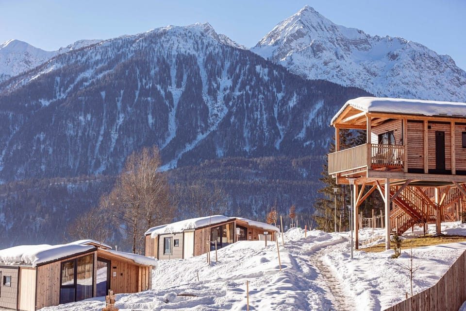 Holiday Home Exterior [winter]