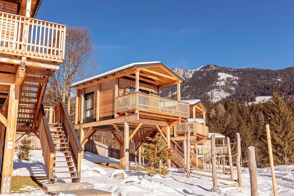 Holiday Home Exterior [winter]