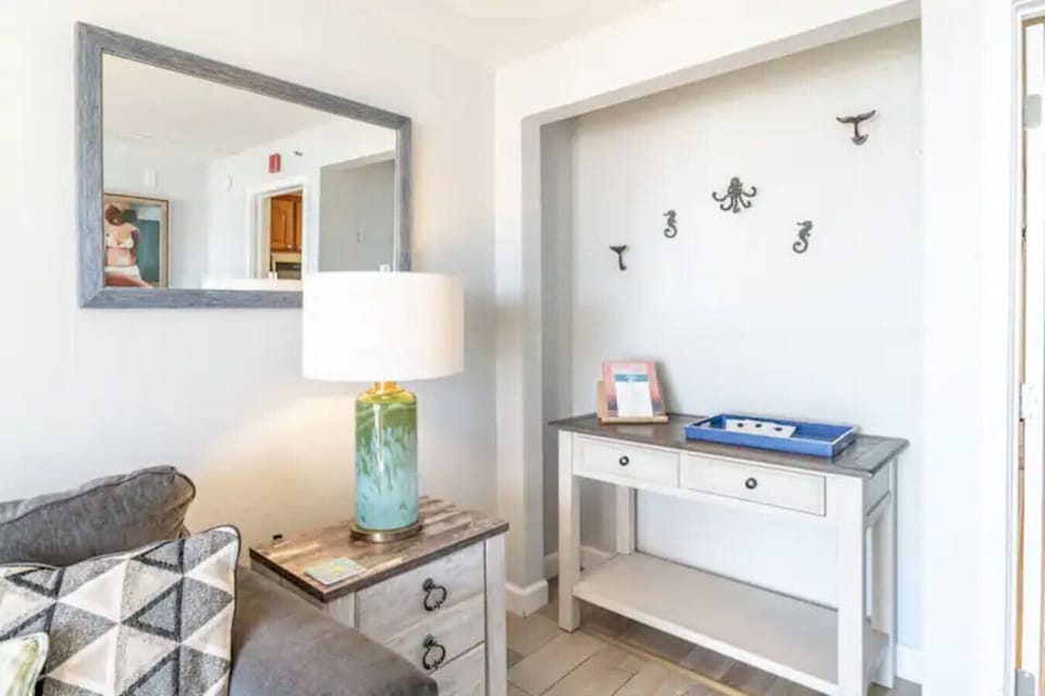 This additional space adds to the beach decor and give additional options for storage.  The gorgeous stylish lamps are added for lighting at night and in addition to the natural lighting of the day.