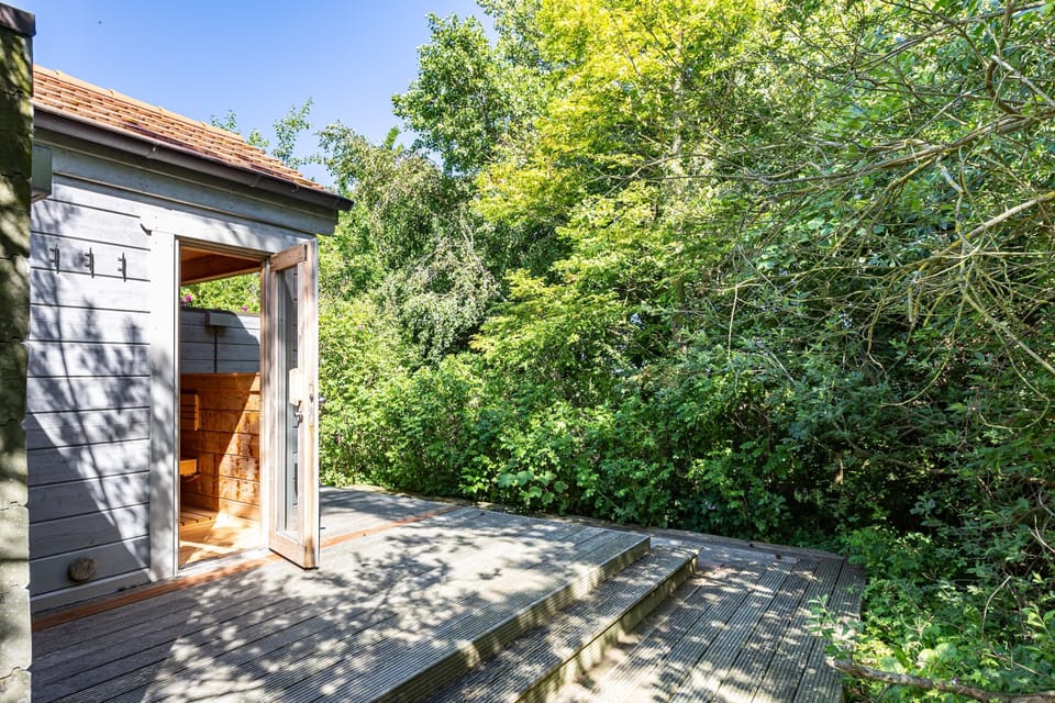 Terrace with access to nature