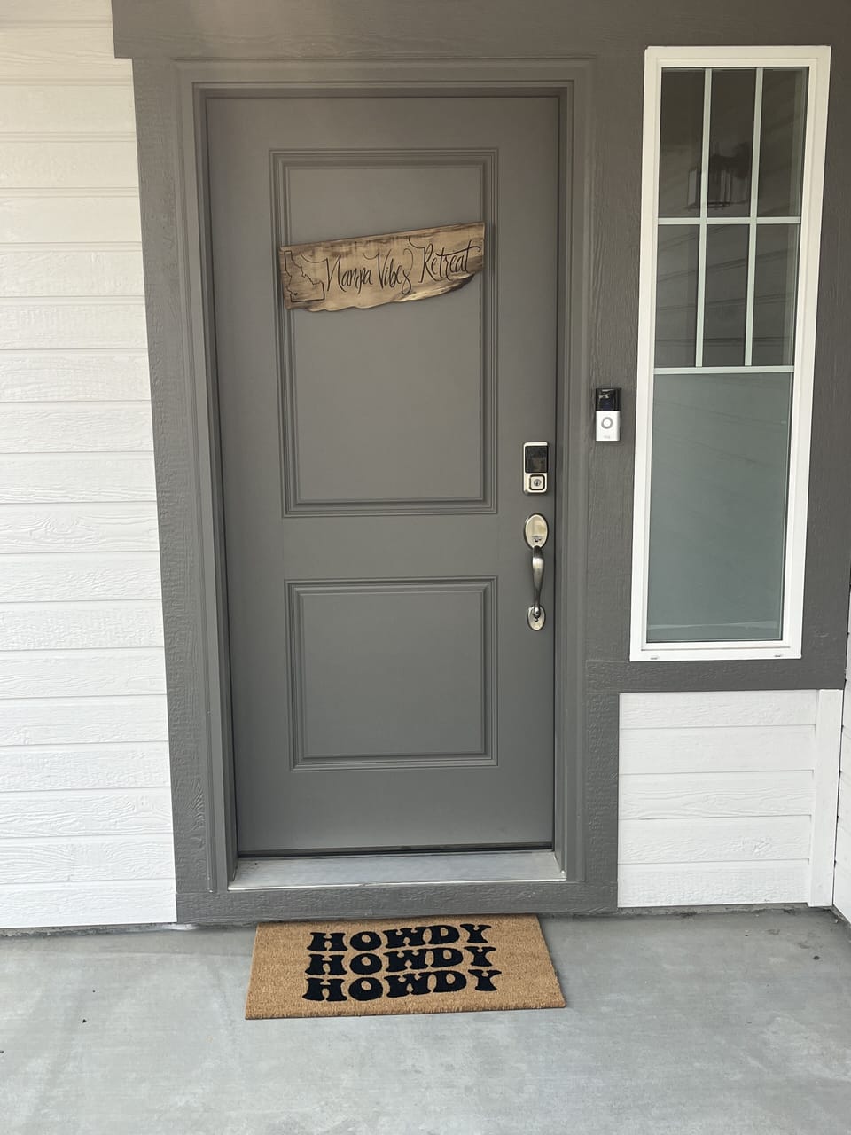 Howdy door meets Nampa charm—welcome to cozy Idaho vibes at your front door