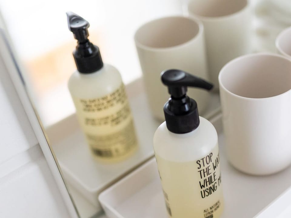 Bathroom amenities