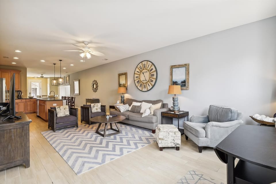 Main Level,Living Area,