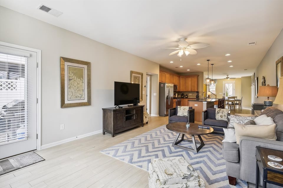 Main Level,Living Area,