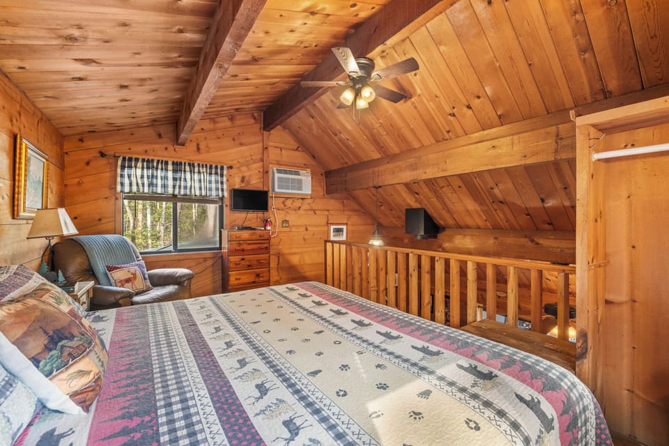 King Loft Bedroom