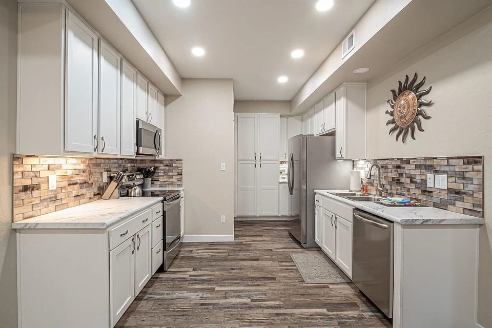 Cook your favorite meals in this fully equipped kitchen with new appliances!