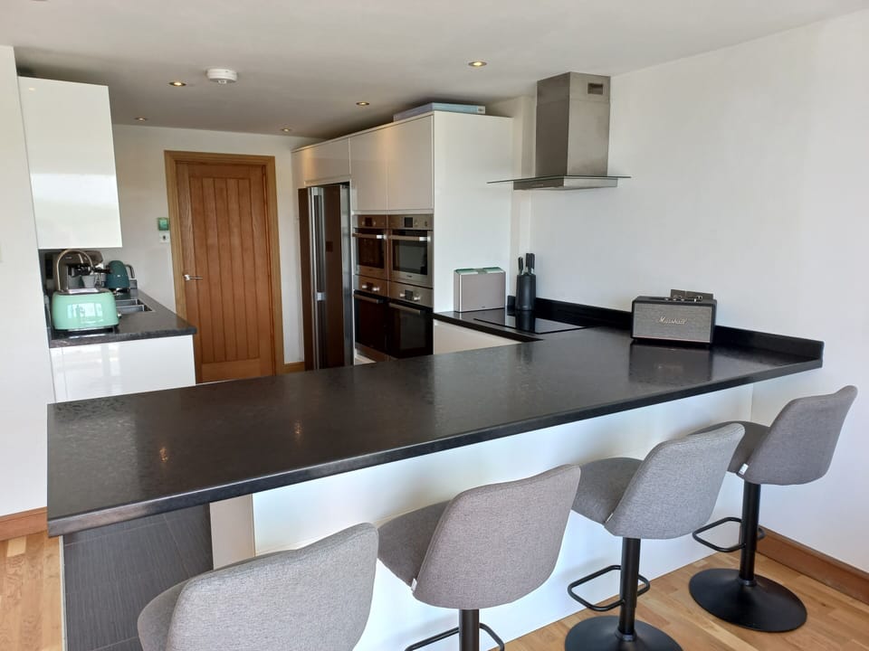 Fully Equipped Kitchen Diner