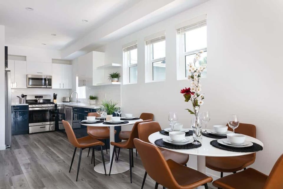 Stylish Dining